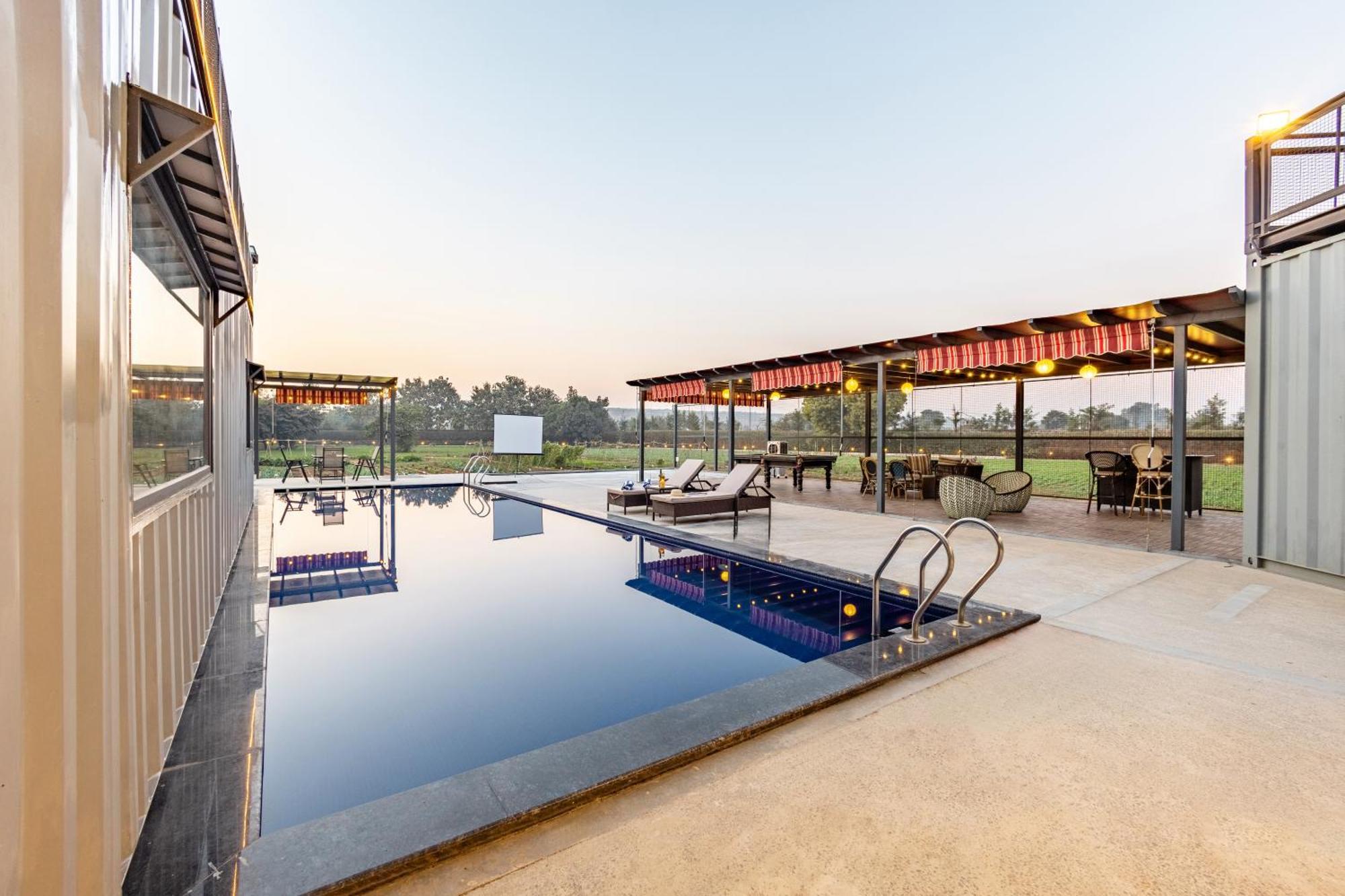 Villa Elivaas Hidden Oasis 4Bhk With Pool, Mud House & Container House à Dhauj Extérieur photo